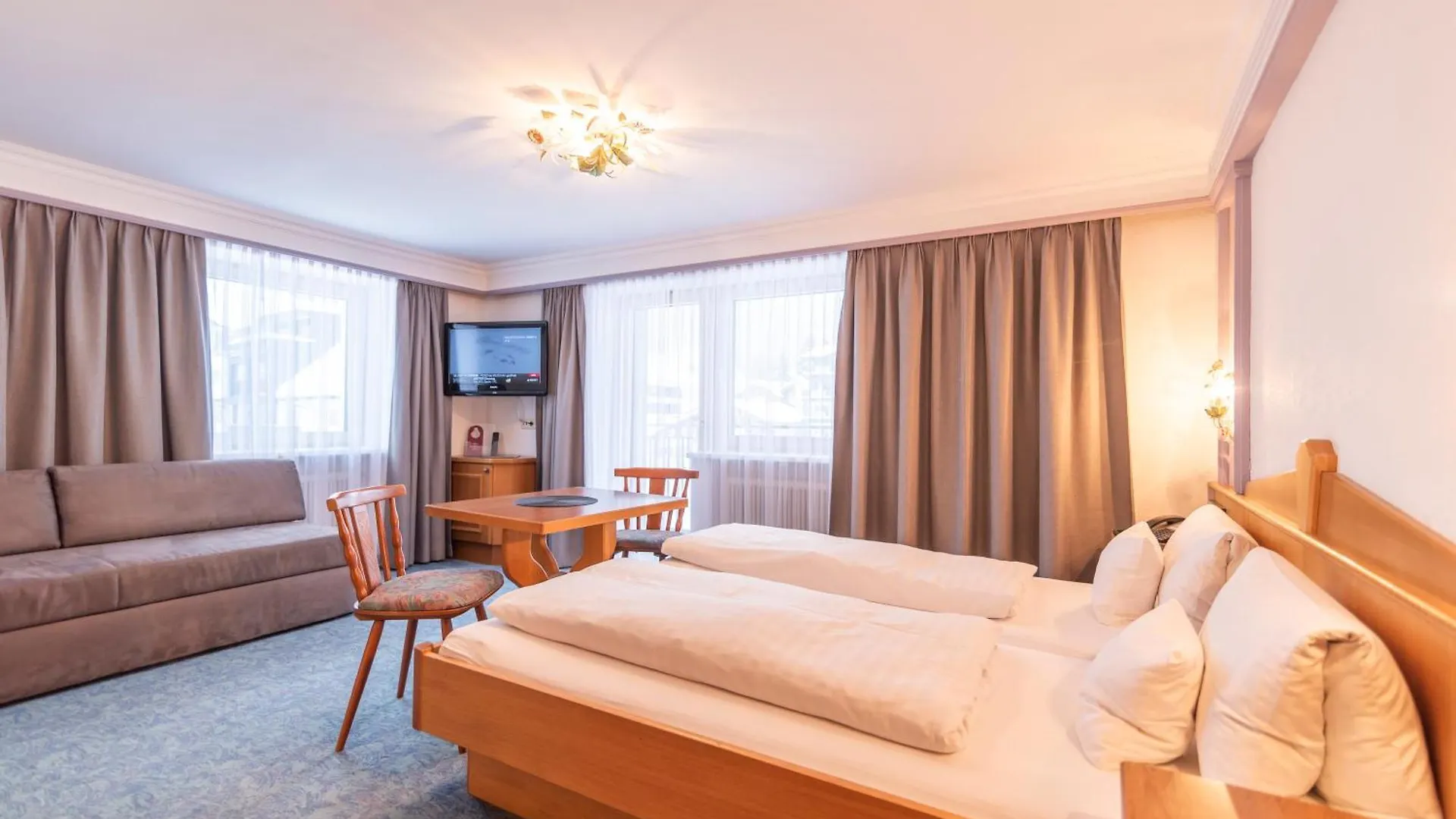 Hotel Garni Helvetia Ischgl